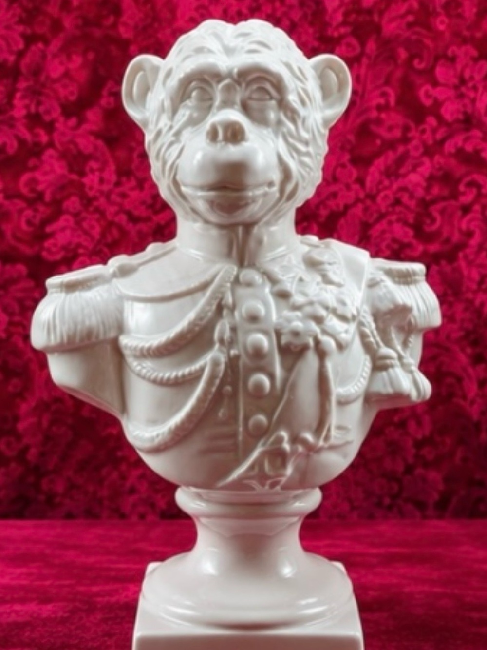RARE VTG SLS Las Vegas Hotel Casino Monkey Statue Porcelain Chimpanzee Bust 9.5”